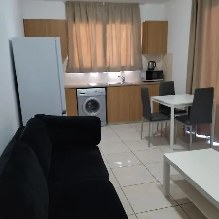Apartment Polycarpou 48